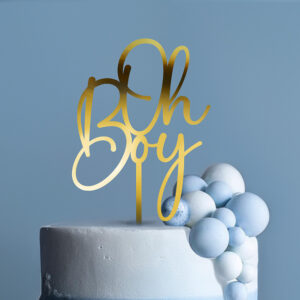 Topper z napisem “Oh Boy”