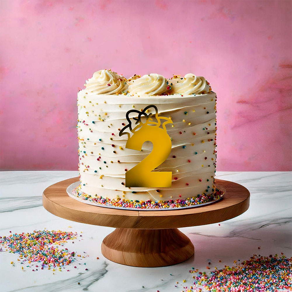 Topper na tort z cyfrą i kokardką