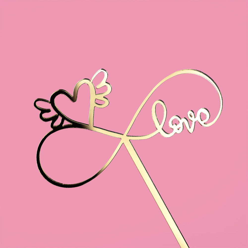 Walentynkowy topper na tort