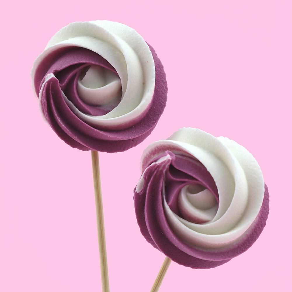 Biało-lawendowe bezowe lizaki cukrowe zestaw 12 sztuk