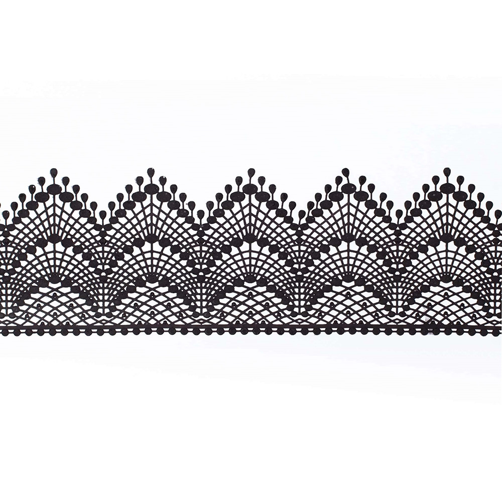 Czarna koronka cukrowa