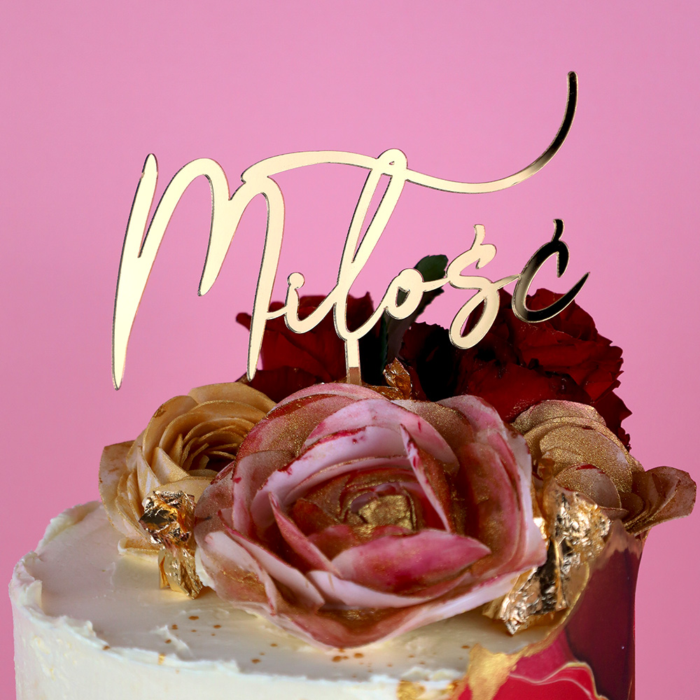 Napis na tort ślubny miłość