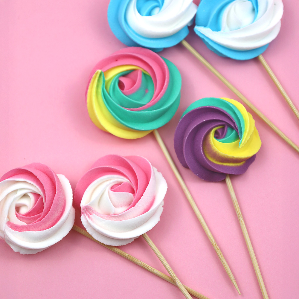 Kolorowy lizak cukrowy beza