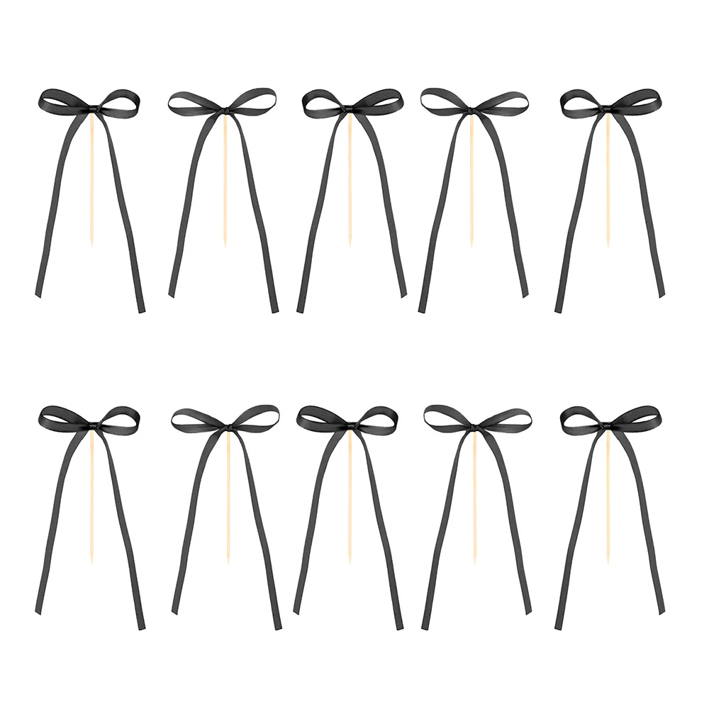 Czarne kokardki do tortu