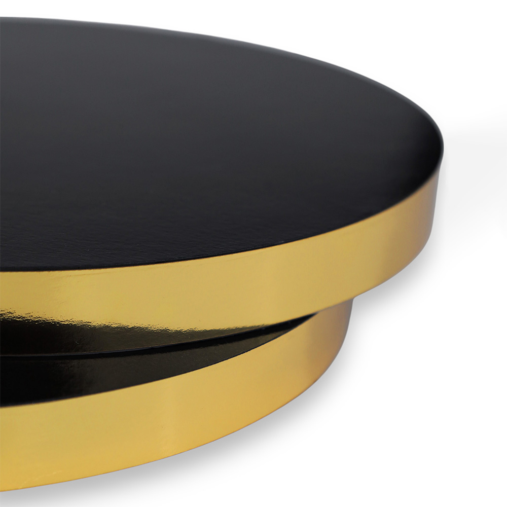 Czarno-złoty podkład pod tort z oklejonym bokiem