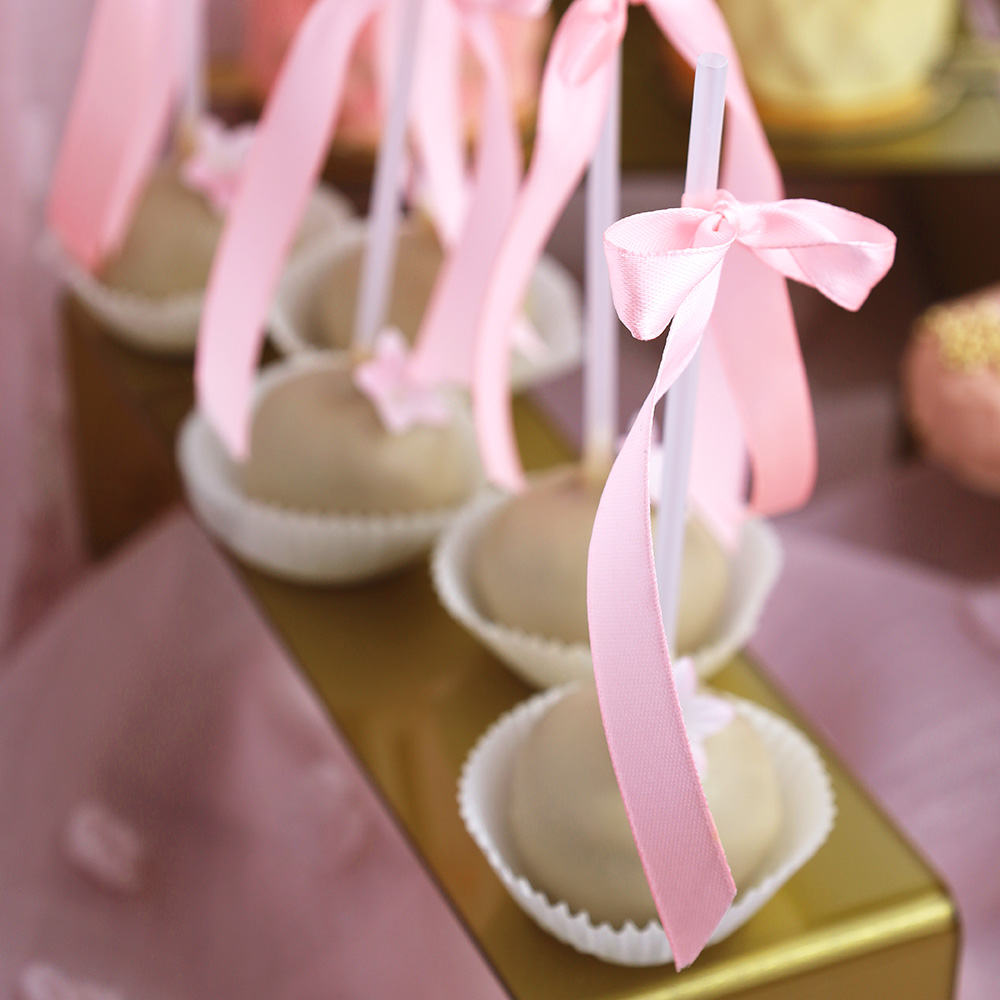 Prostokątne złote stojaki na Słodki Stół