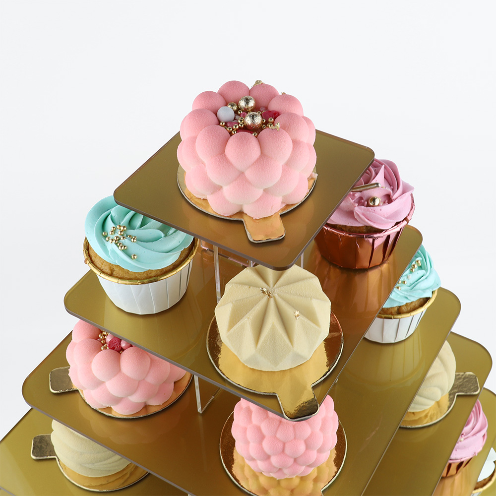 Złota kwadratowa patera na monoporcje 6 pięter