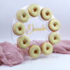 Przezroczysty stojak na donuty z plexi