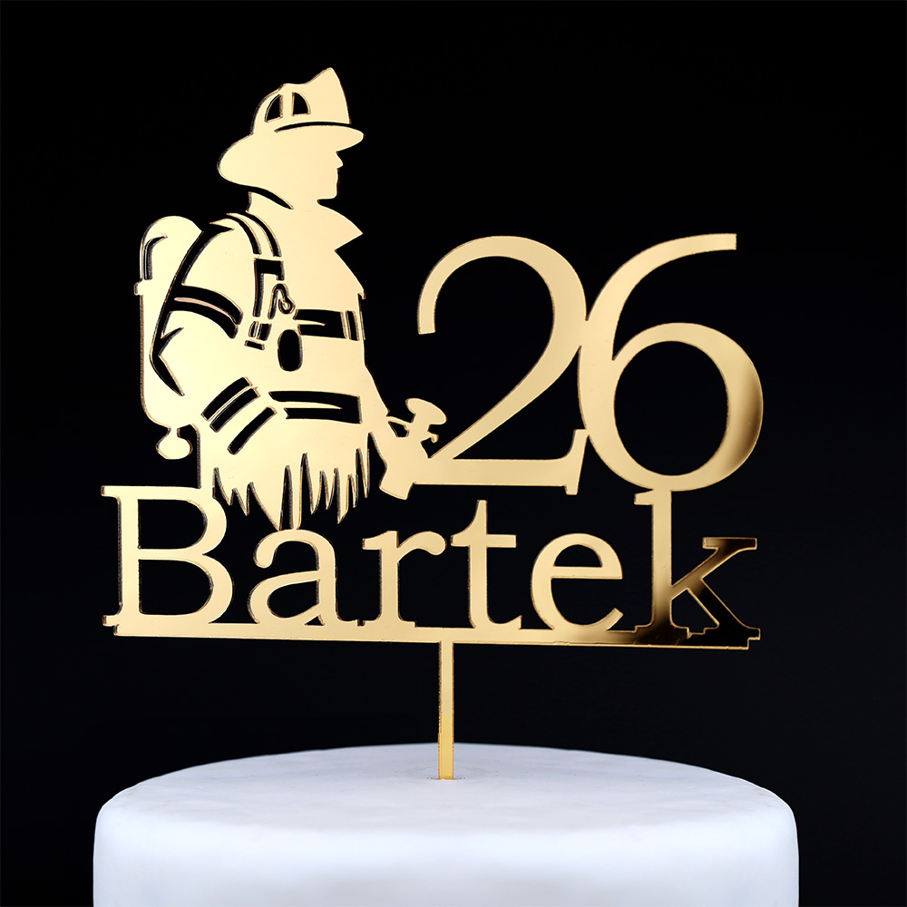 Topper na tort dla strażaka